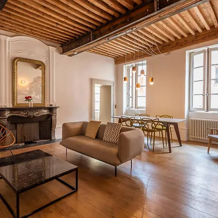 Passage De L'Eveche Apartment Annecy Exterior photo